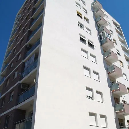 Apartment Nana 2
